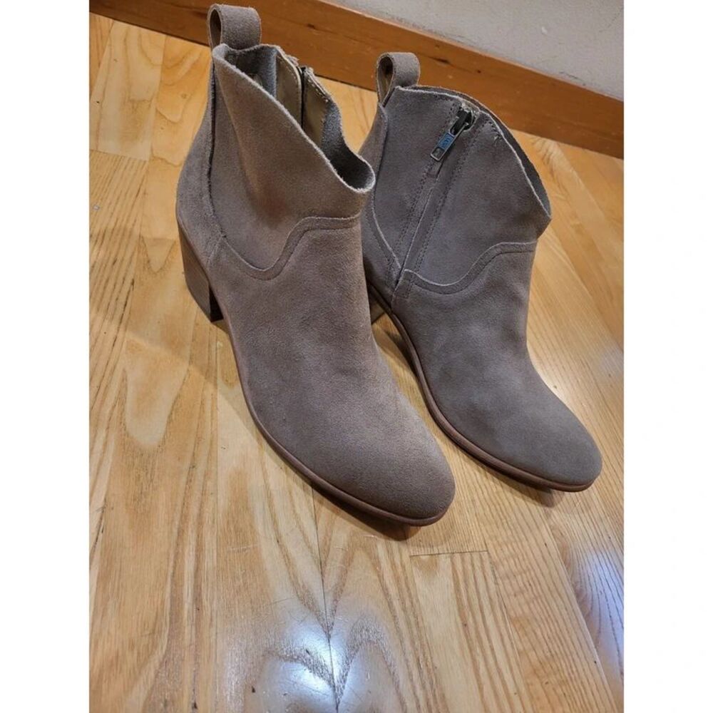 UGG Kingsburg Waterproof Ankle Boots Women’s 9.5 Brown Western